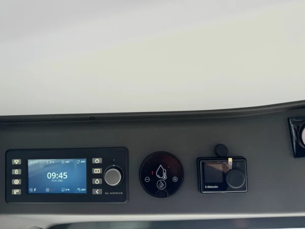 ADRIA 180PS Fiat Ducato 9 mit ACC Abstandstempomat TopAusstattung 640 SGX – Image 2