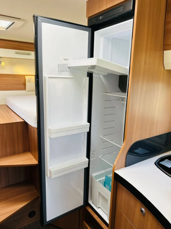 Eura Mobil Profila One 690 – Image 20