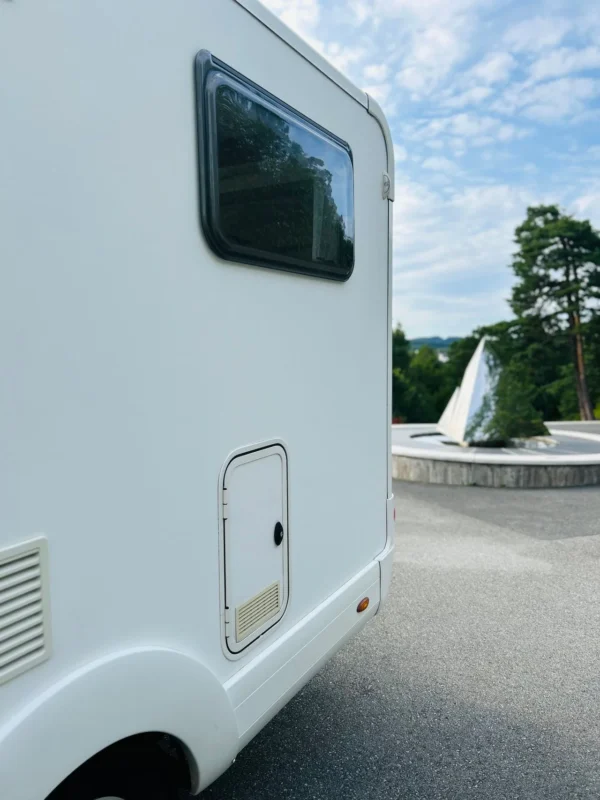 Eura Mobil Profila One 690 – Image 13