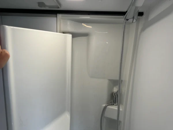 ADRIA 180PS Fiat Ducato 9 mit ACC Abstandstempomat TopAusstattung 640 SGX – Image 16