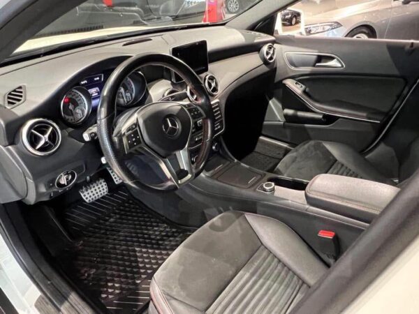 Mercedes-Benz GLA 200 – Image 8