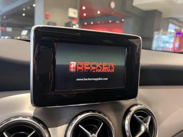 Mercedes-Benz GLA 200 – Image 16