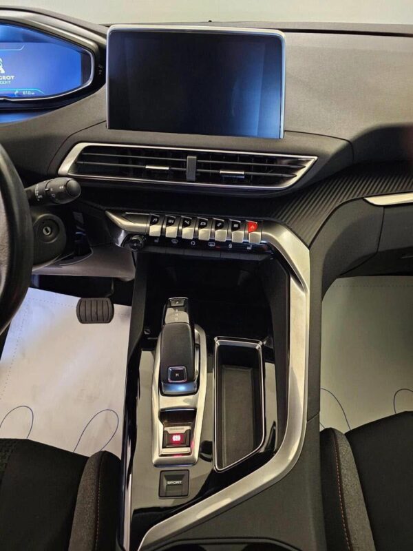 Peugeot 5008 Année 2018 – Image 16
