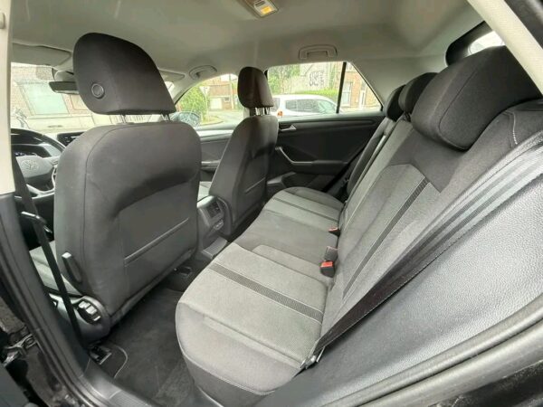 Volkswagen T-Roc 2.0 TDi – Image 12