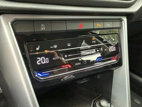Volkswagen T-Roc 2.0 TDi – Image 10