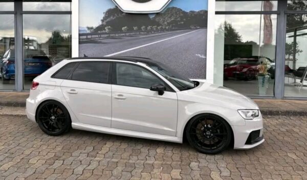 Audi RS 3 Sportback 2.5 TFSI quattro LED Temp B&O uvm – Image 4