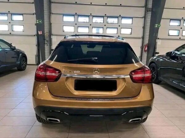 Mercedes-Benz GLA 180 AUT 122 CH – Image 6