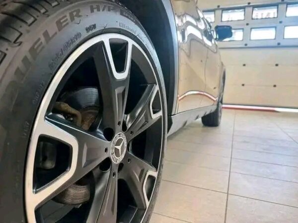 Mercedes-Benz GLA 180 AUT 122 CH – Image 9