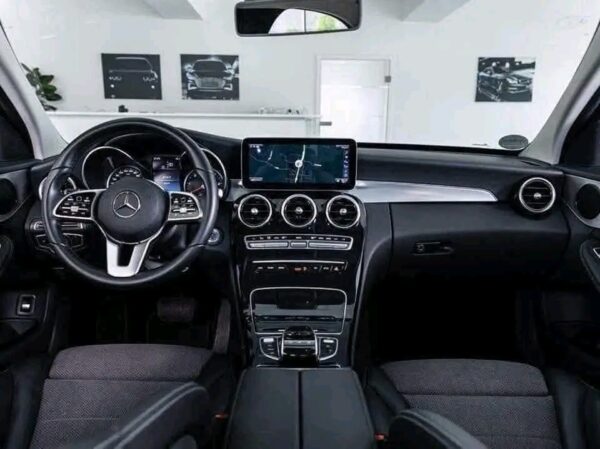 Mercedes-Benz C 220 d Avantgarde 194ch – Image 10