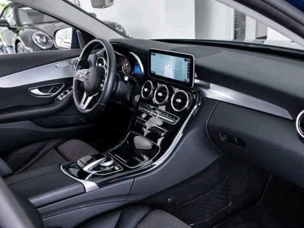 Mercedes-Benz C 220 d Avantgarde 194ch – Image 5