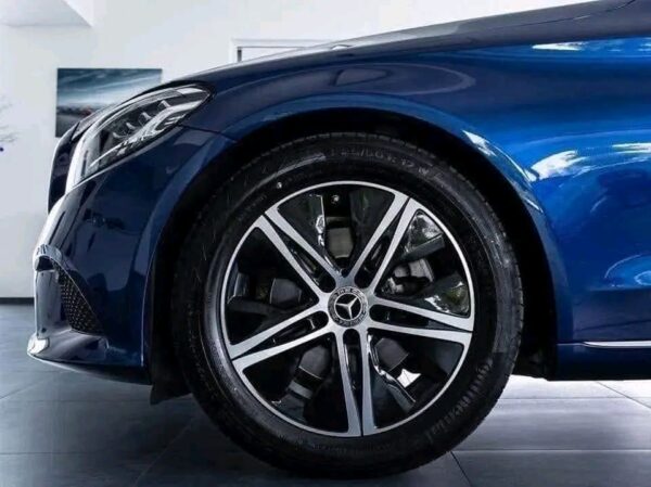 Mercedes-Benz C 220 d Avantgarde 194ch – Image 19