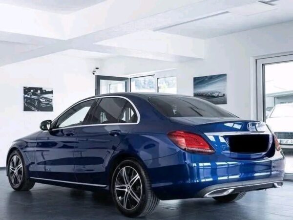 Mercedes-Benz C 220 d Avantgarde 194ch – Image 17