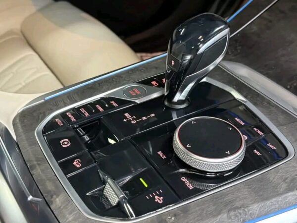 BMW X5 45e M-Sport – Image 11