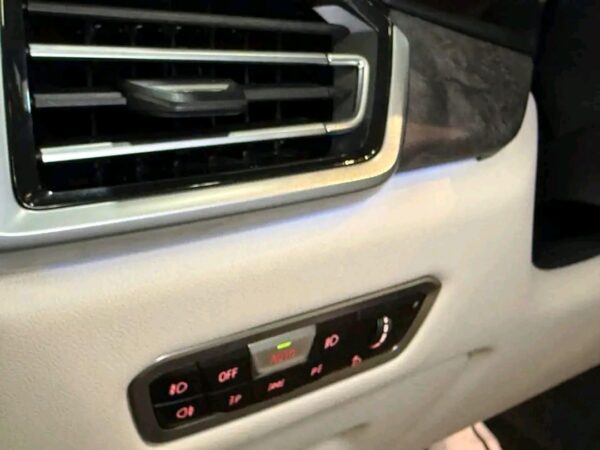 BMW X5 45e M-Sport – Image 12