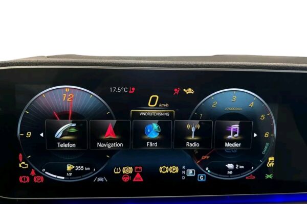 Mercedes-Benz GLE 350 4MATIC – Image 24
