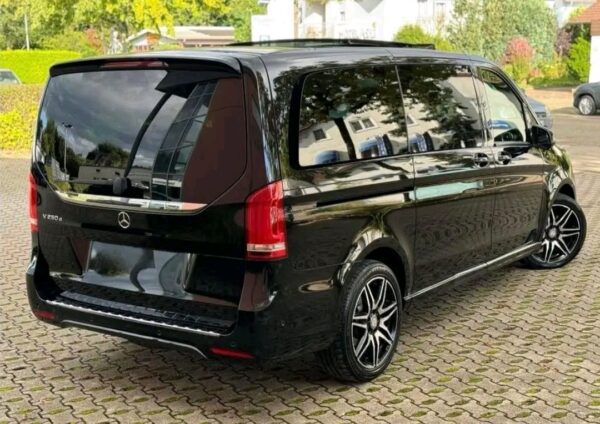 Mercedes-Benz V 250d AMG Line Lang – Image 4