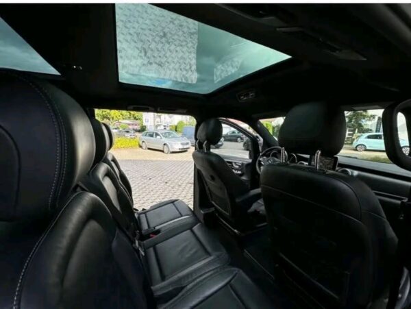 Mercedes-Benz V 250d AMG Line Lang – Image 9