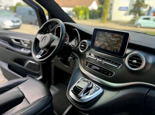 Mercedes-Benz V 250d AMG Line Lang – Image 5