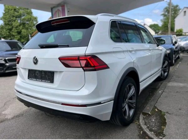 Volkswagen Tiguan Highline Aut. R – Image 5