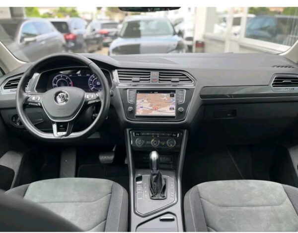 Volkswagen Tiguan Highline Aut. R – Image 14