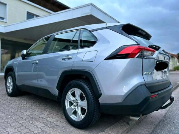 Toyota RAV4 Hybrid 2,5 Ltr – Image 5