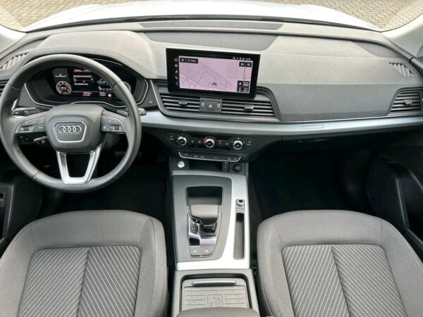 Audi Q5 Sportback 2.0 TDI S-tronic – Image 11