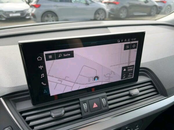 Audi Q5 Sportback 2.0 TDI S-tronic – Image 13