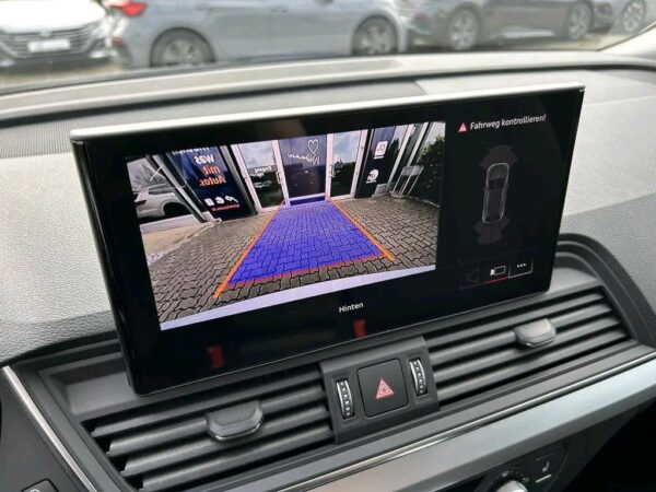 Audi Q5 Sportback 2.0 TDI S-tronic – Image 12