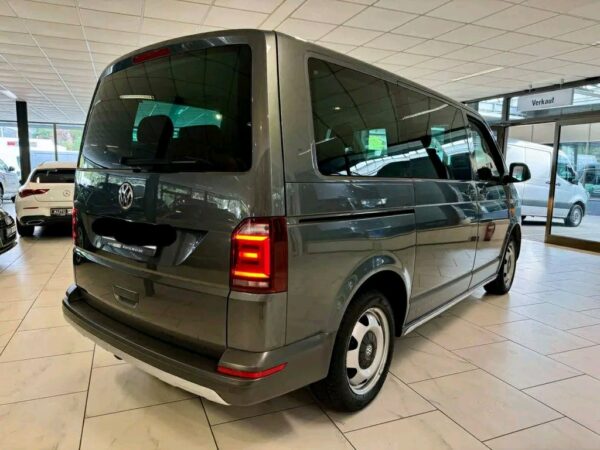 Volkswagen T6 2.0 TDI Multivan – Image 5