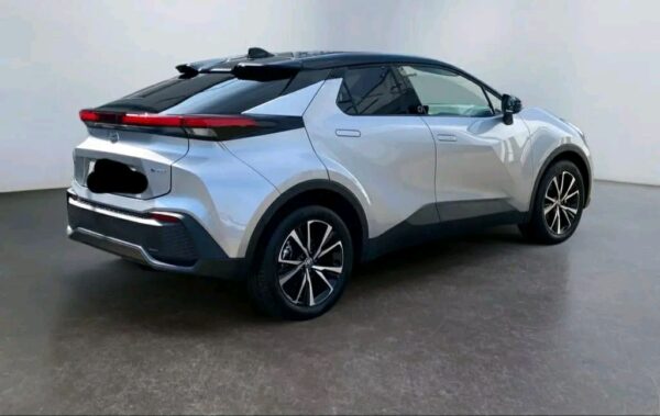 Toyota C-HR 2.0 Hybrid Team D – Image 7