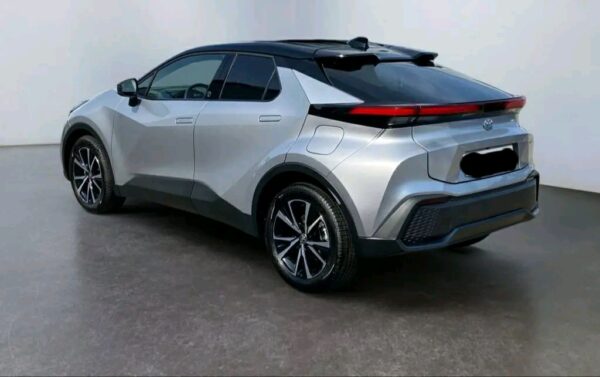 Toyota C-HR 2.0 Hybrid Team D – Image 6