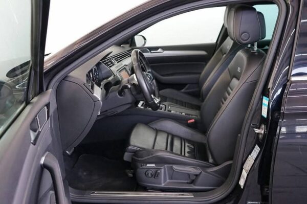 Volkswagen Passat – Image 13
