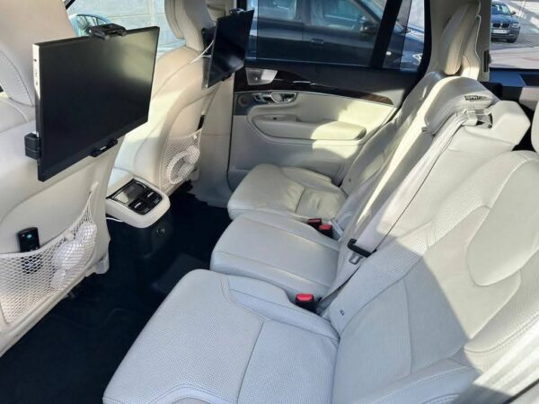 Volvo XC90 T8 – Image 12