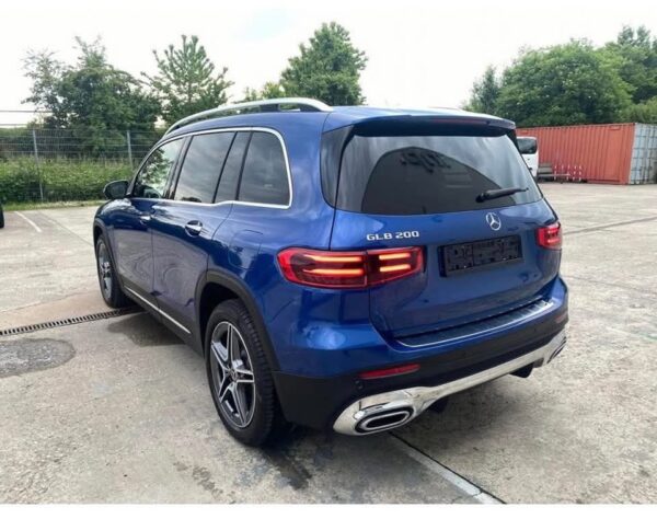 Mercedes-Benz GLB 200 AMG – Image 4