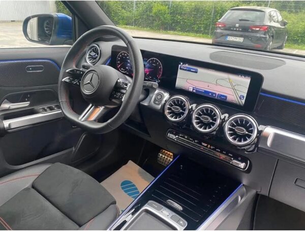 Mercedes-Benz GLB 200 AMG – Image 6