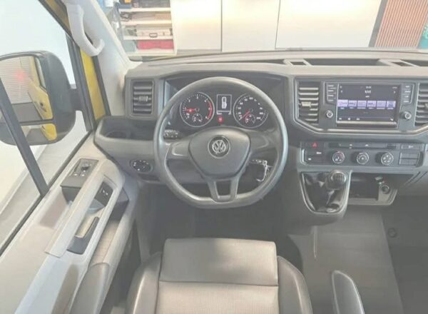 Volkswagen Crafter – Image 9