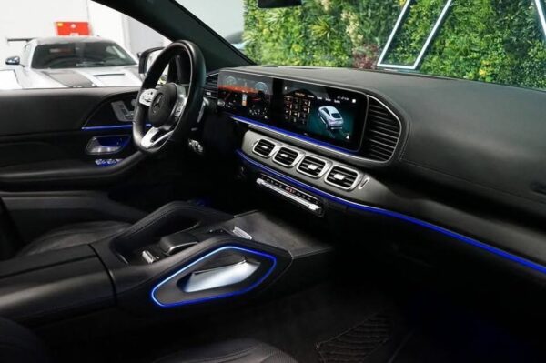 Mercedes-Benz 400d*4M*COUPÉ*AMG – Image 5