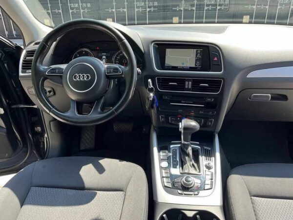 Audi Q5 – Image 8