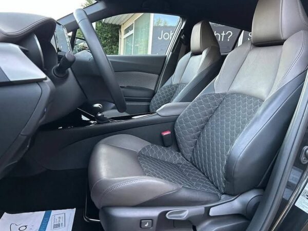 Toyota C-HR Hybrid – Image 12
