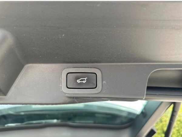 Land Rover Range Rover Sport HSE – Image 16