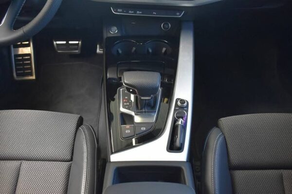 Audi A4 40TDI S-tronic S-line – Image 9