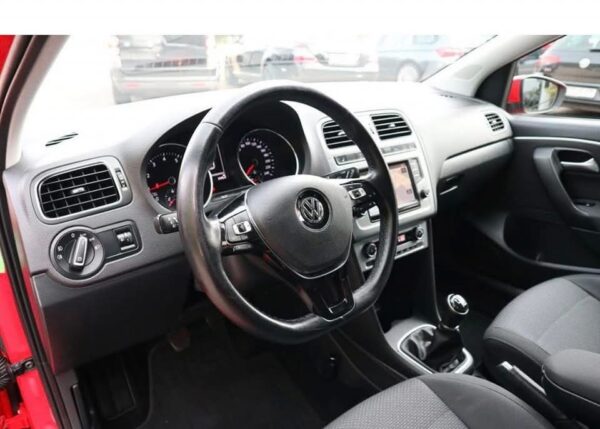 Volkswagen Polo – Image 7