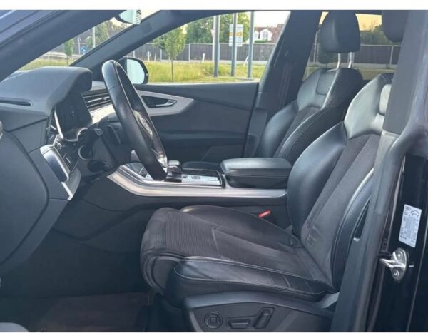 Audi Q8 50 TDI – Image 13