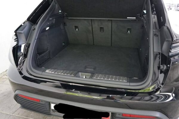 Porsche Macan – Image 8
