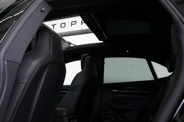 Porsche Macan – Image 15