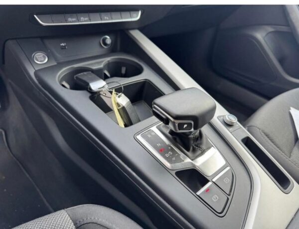 Audi A4 – Image 10