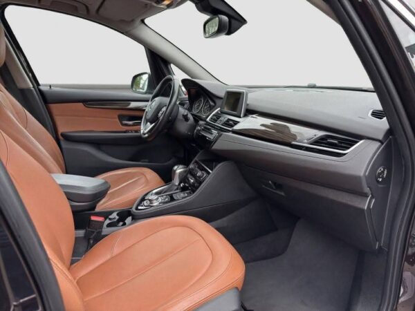 BMW 2 Active Tourer 218 i – Image 9