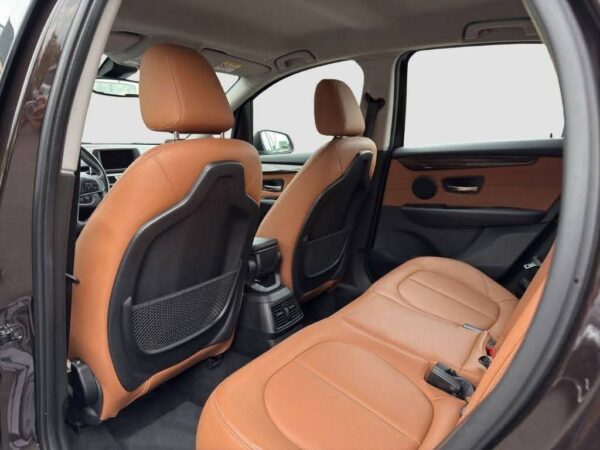 BMW 2 Active Tourer 218 i – Image 8