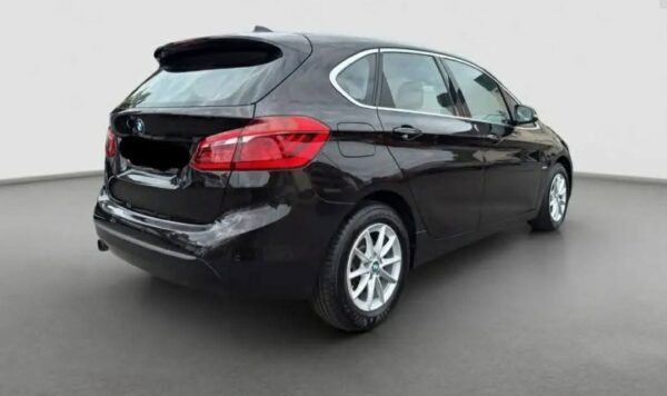 BMW 2 Active Tourer 218 i – Image 13