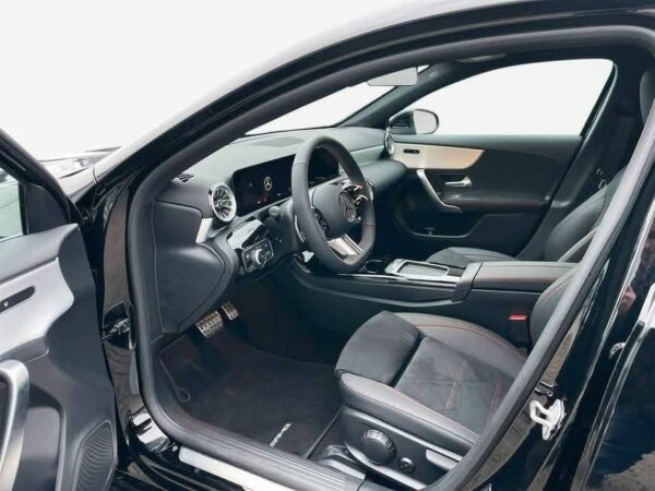 Mercedes-Benz A 200 – Image 8
